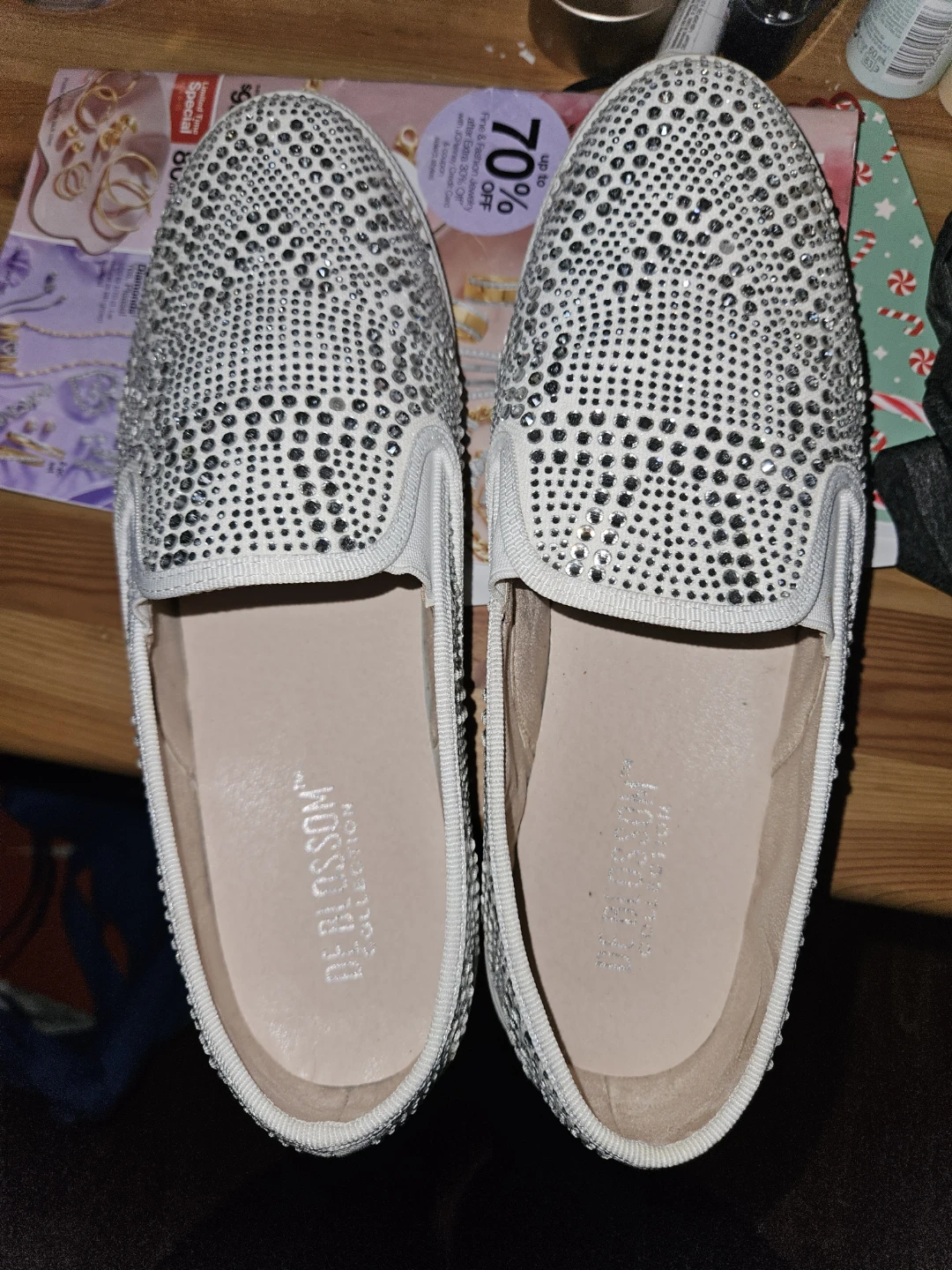 Blossom Collection White Rhinestone Slip-On Shoes Size 10 - photo 3