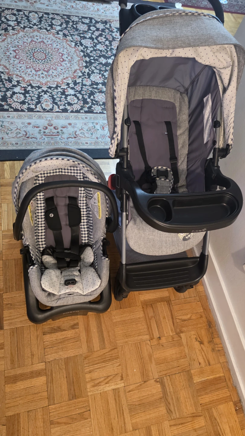 Safety 1st Stroller and Car Seat Travel System
