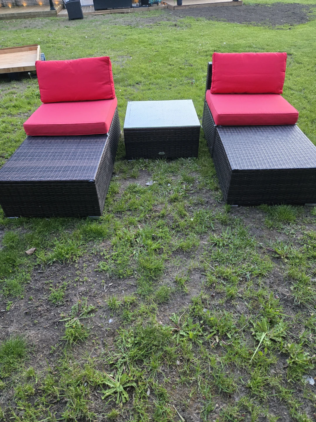 Wicker patio furniture set with red cushions - photo 5