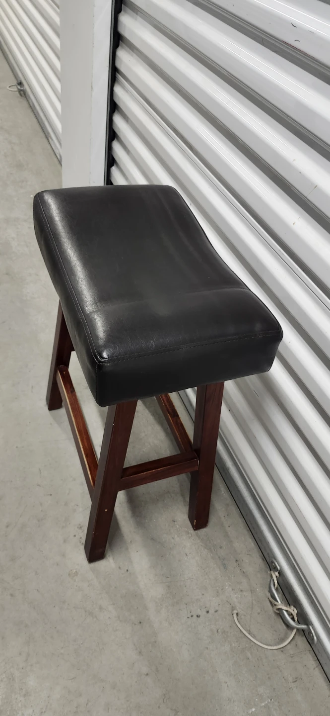 Stool - photo 2
