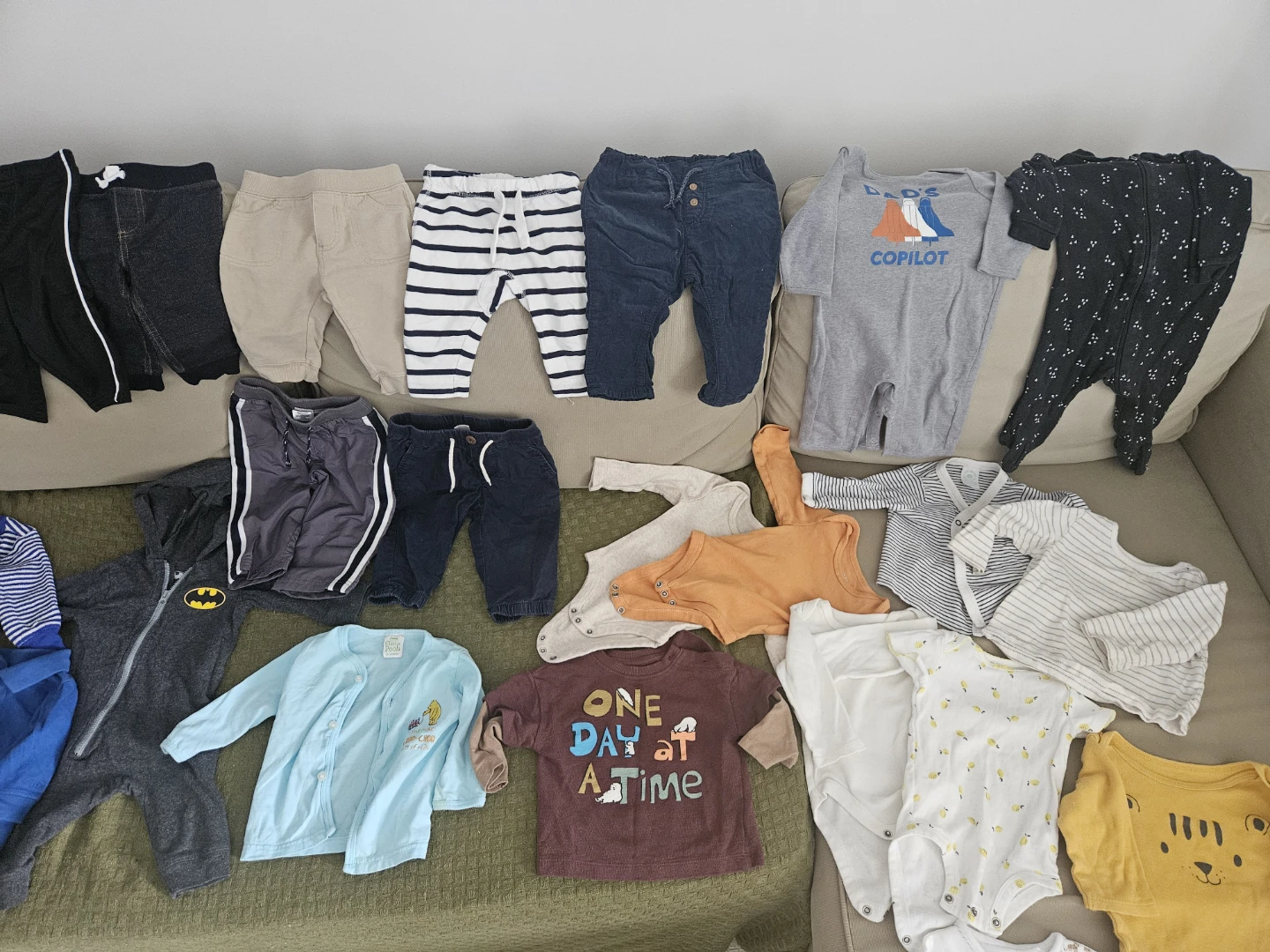 Baby clothes bundle 0-6 months - photo 2