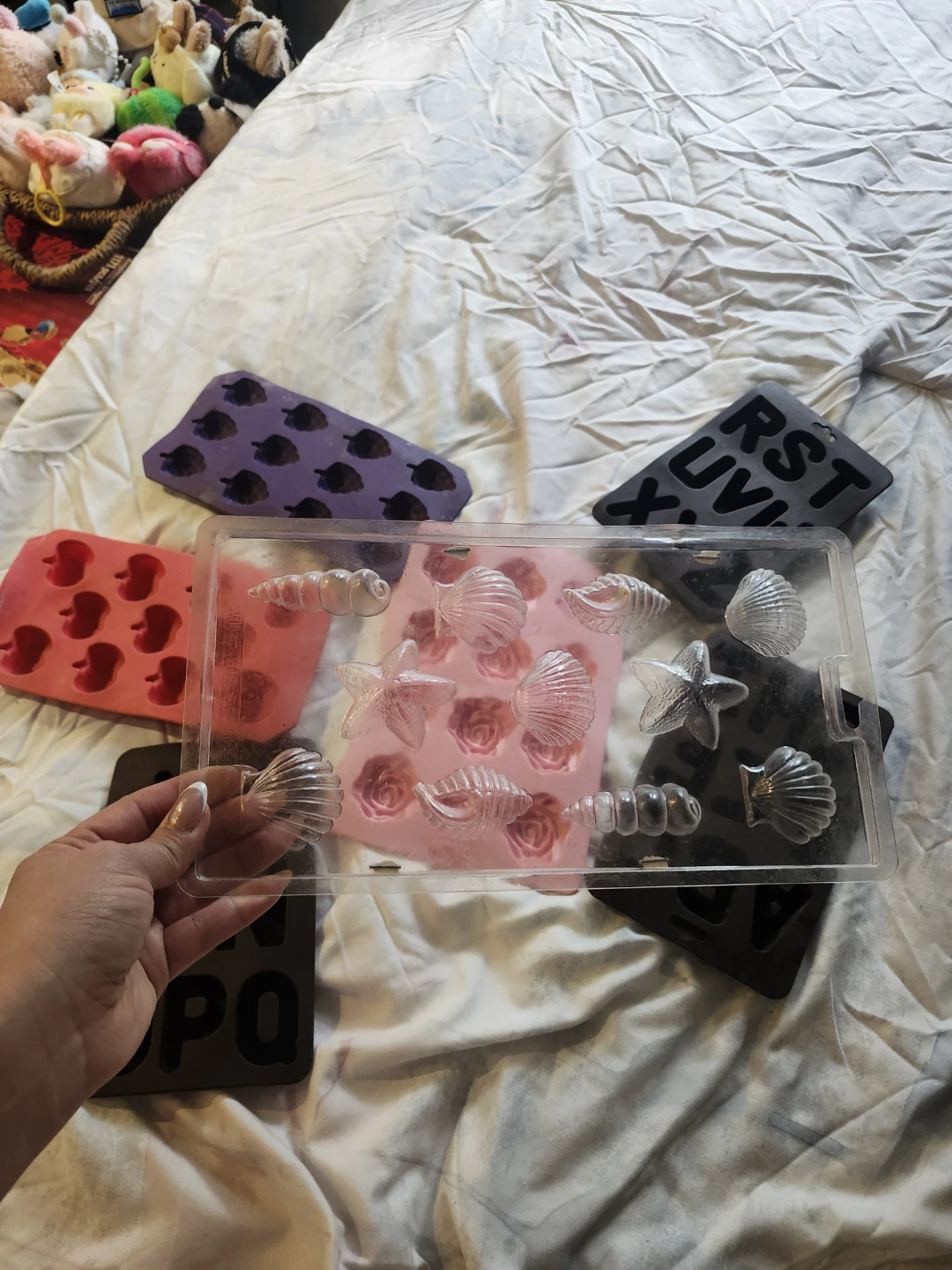 Set of 6 Novelty Silicone Molds (Numbers, Letters, Shapes) - photo 2