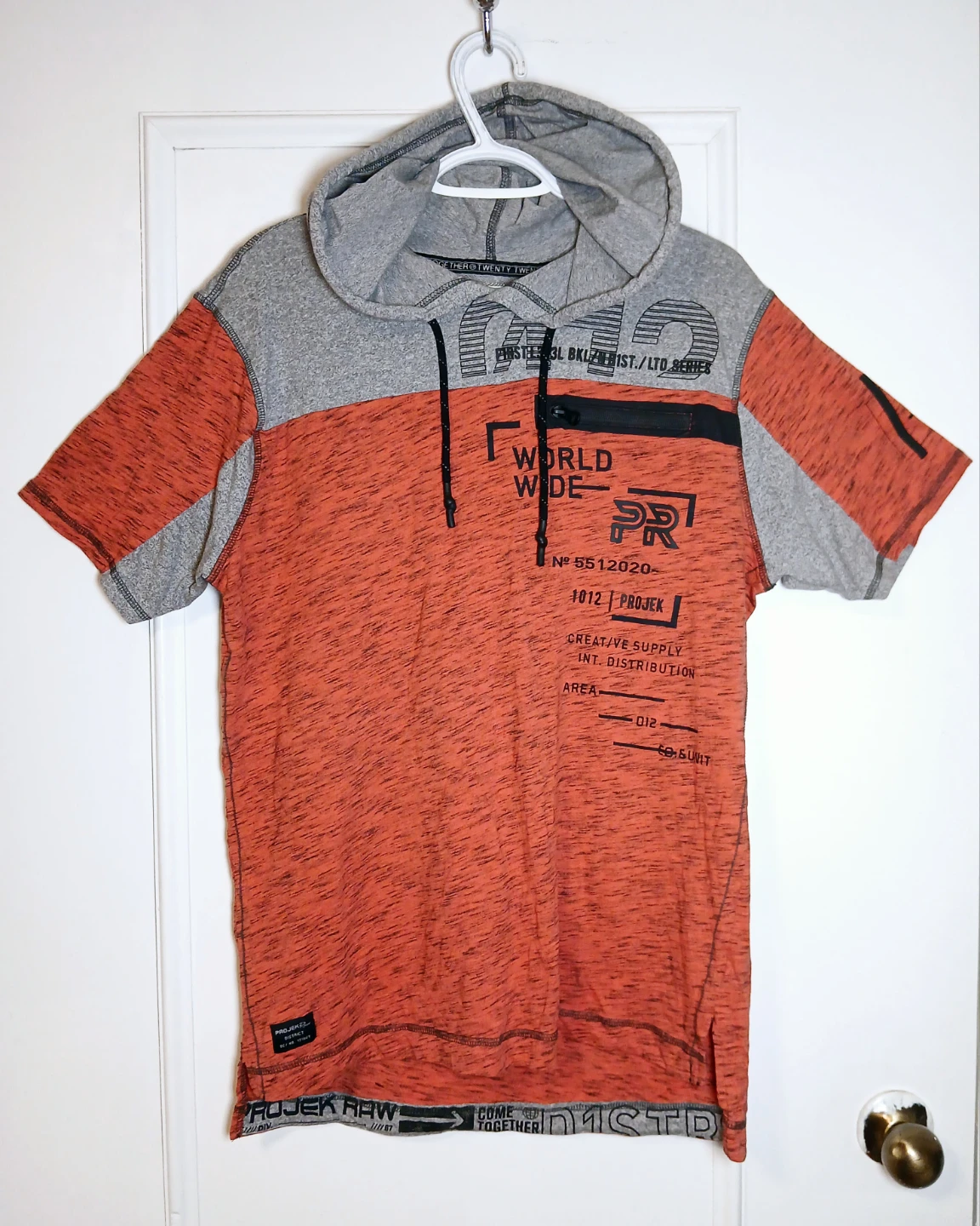 Men LargeProjek Raw Hooded T-shirt