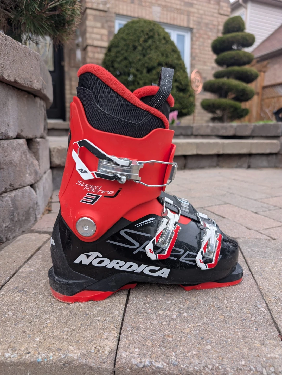 Nordica Speed Machine 3 Ski Boots - size 23 - 23.5