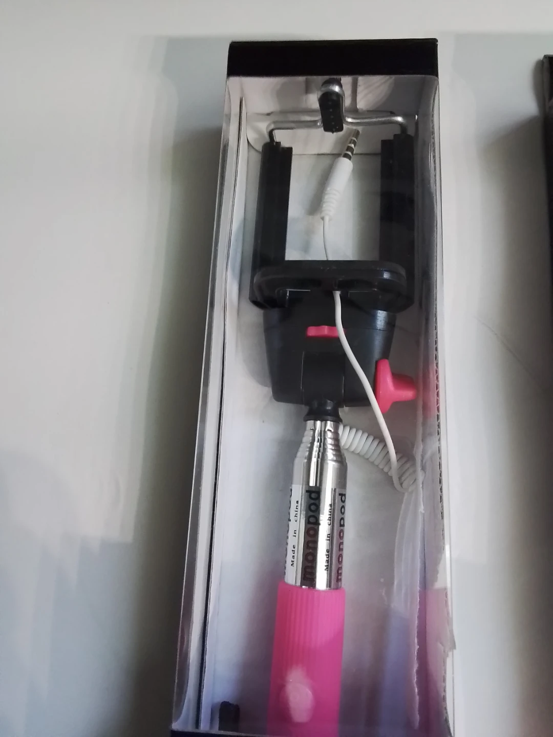 Smart Accessories Extendable Smartphone Selfie Wands - photo 4