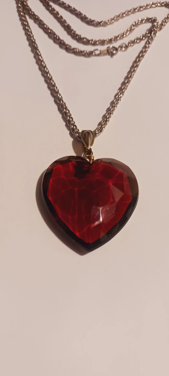 Red Crystal Heart ❤️ Pendant Necklace - photo 2