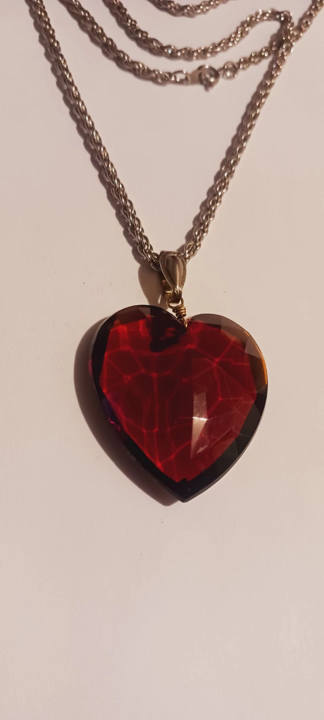 Red Crystal Heart ❤️ Pendant Necklace - photo 3