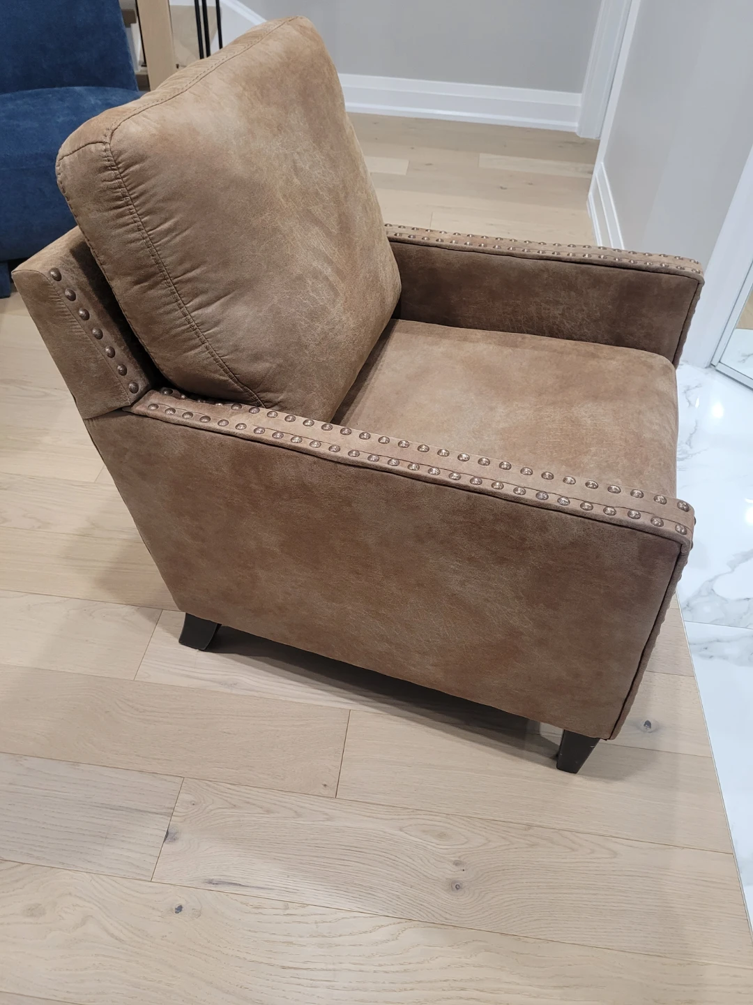 Brown Accent Chair with Stud Detailing - photo 3