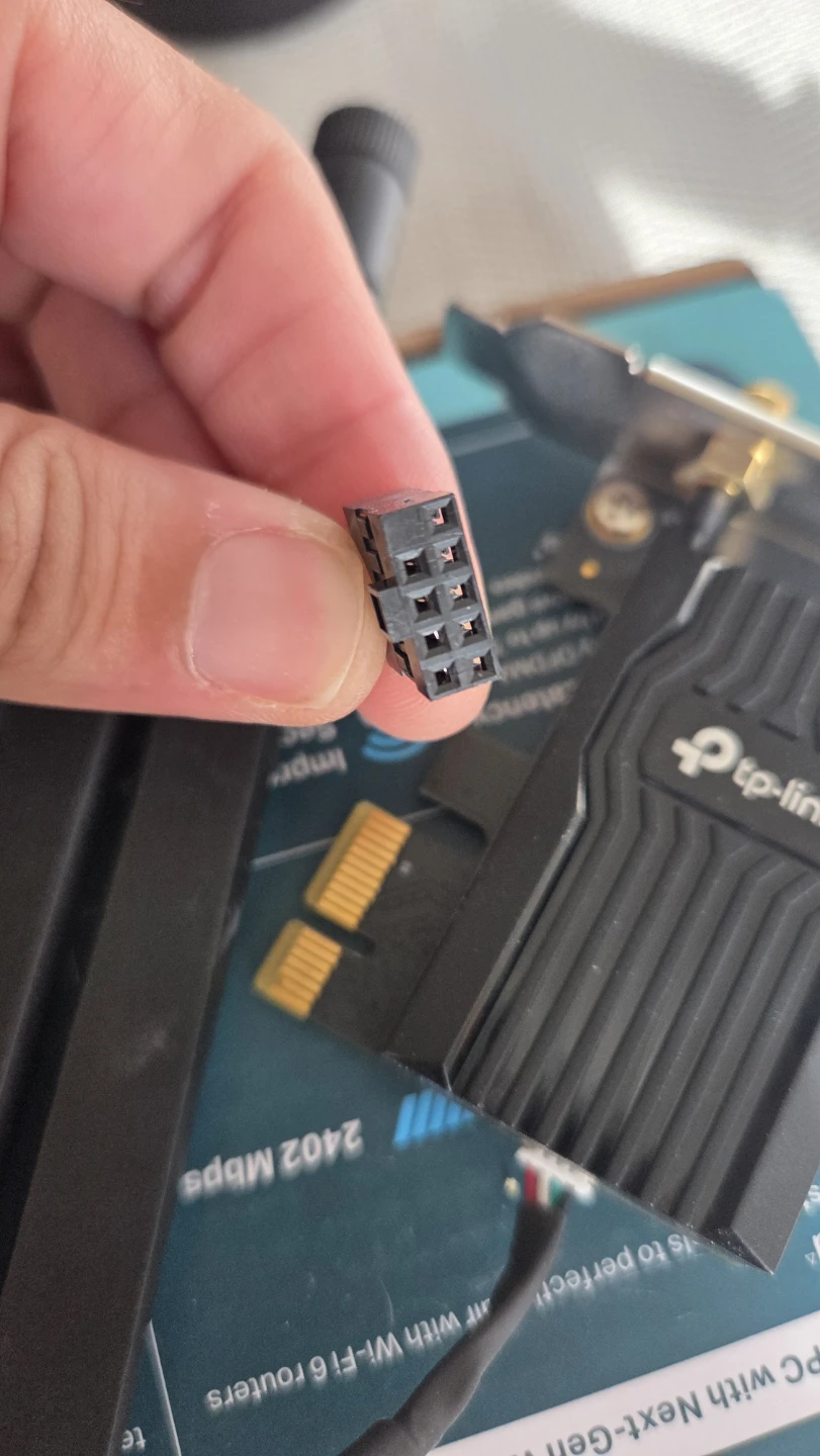 Wi-Fi 6 & Bluetooth 5.2 PCIe Adapter - photo 3
