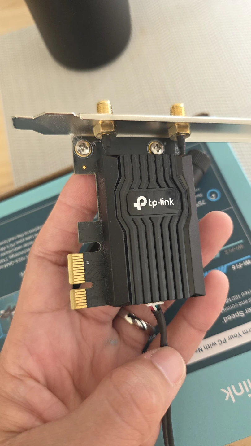 Wi-Fi 6 & Bluetooth 5.2 PCIe Adapter - photo 4