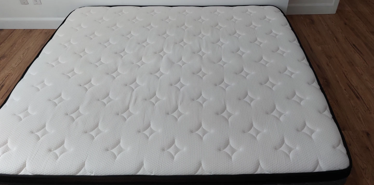 King Mattress - Crystli