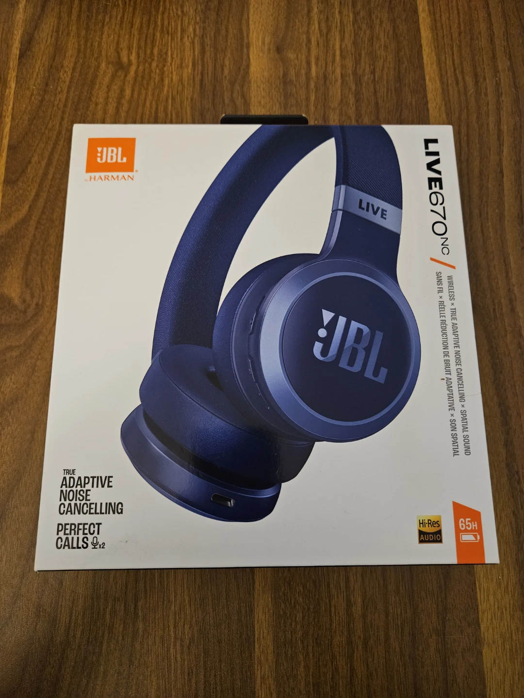 JBL Live 670NC – Mint Condition