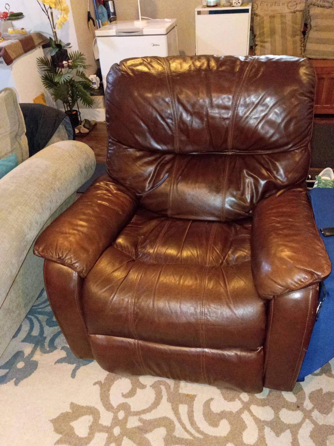 Brown Leather Recliner Chair - photo 2