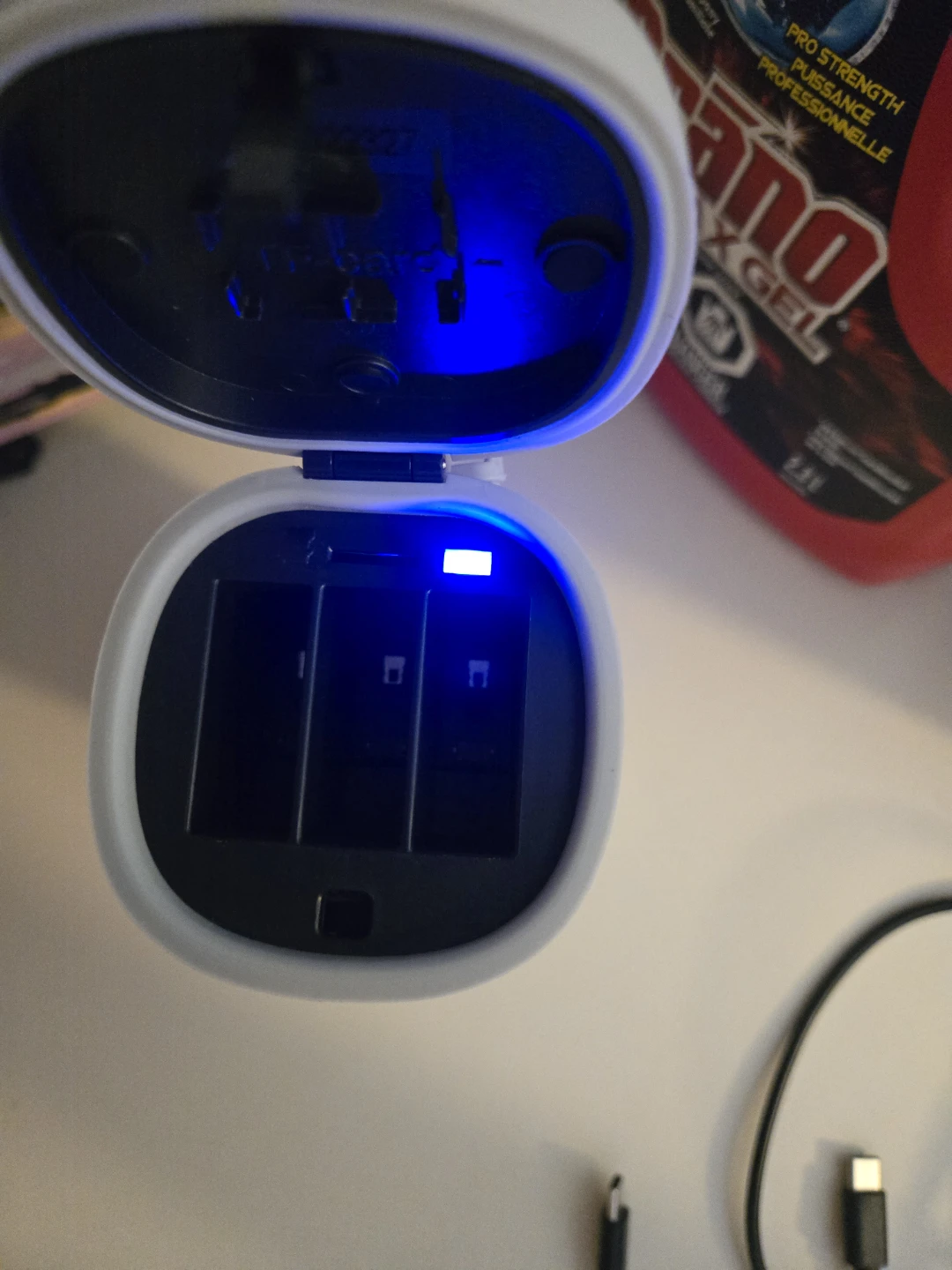 Battery charger for go pro - photo 5