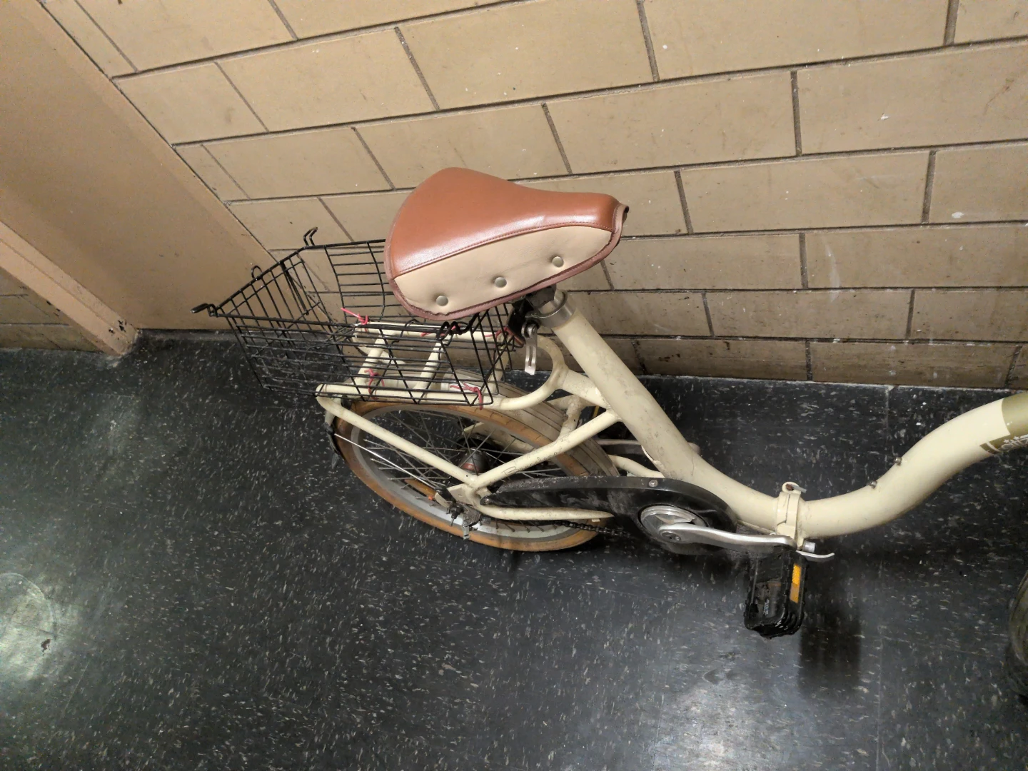 Cream Folding Bicycle with Front Basket - photo 5