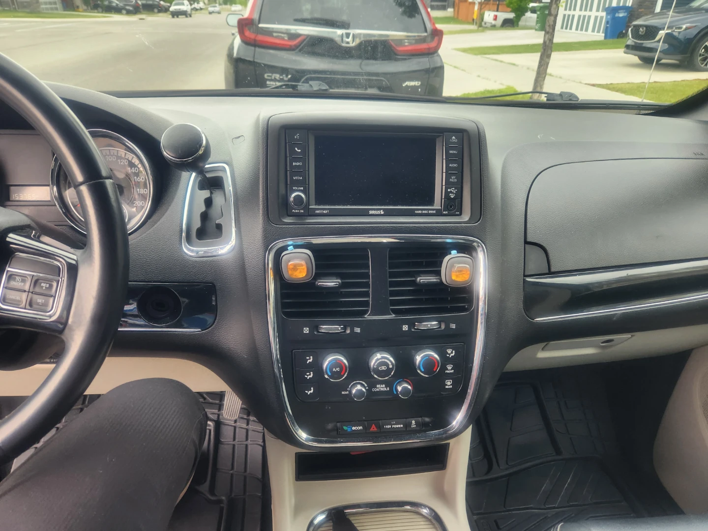 Dodge Grand Caravan SXT - Low Kilometers!