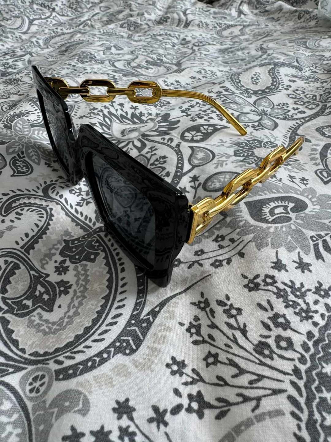 Chunky Black Square Sunglasses with Gold Chain Arms - photo 2