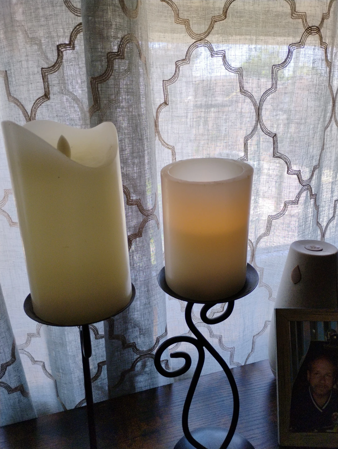 Set of 2 LED Flameless Candles with Candle Holders - photo 2
