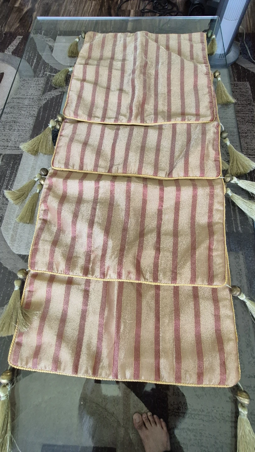 Decorative pillow case with Tassels - photo 3