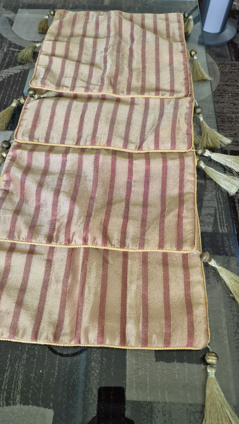Decorative pillow case with Tassels - photo 4