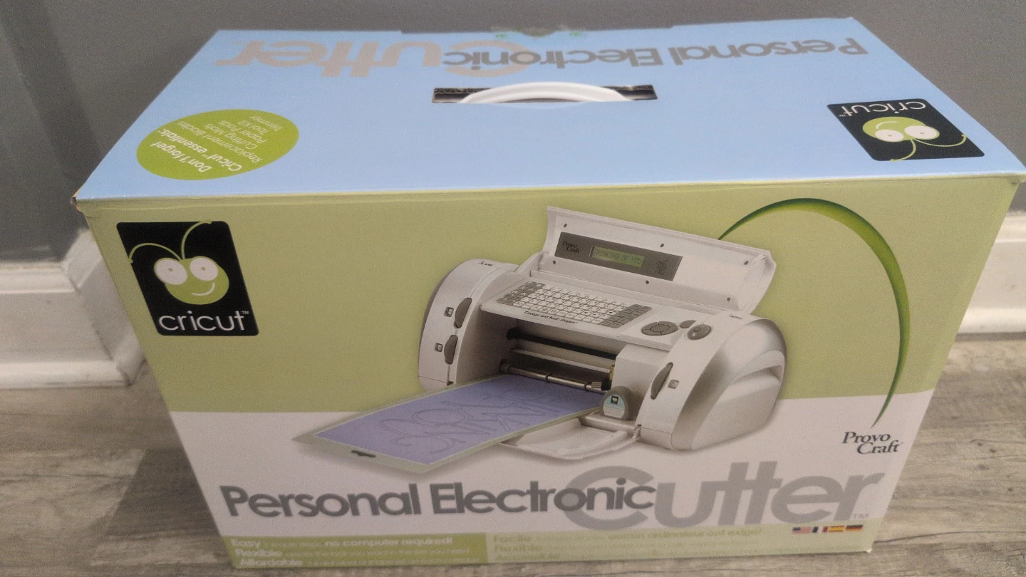 Cricut Personal Electronic Cutter (Provo Craft)