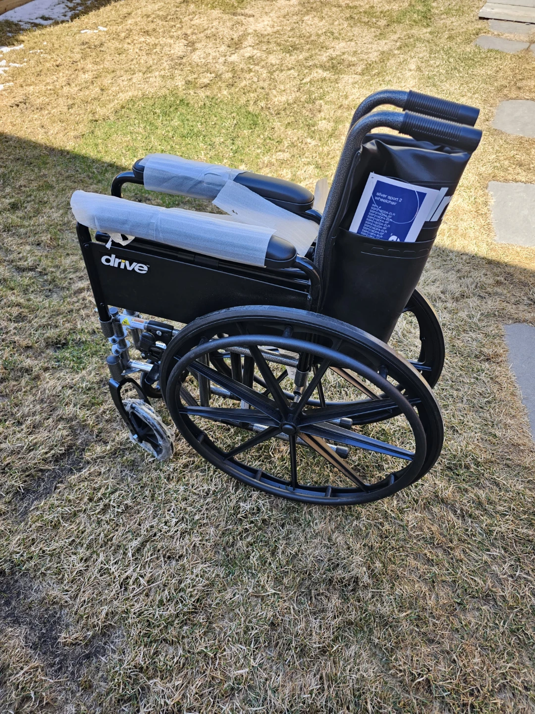 Drive Medical foldable Wheelchair - photo 4