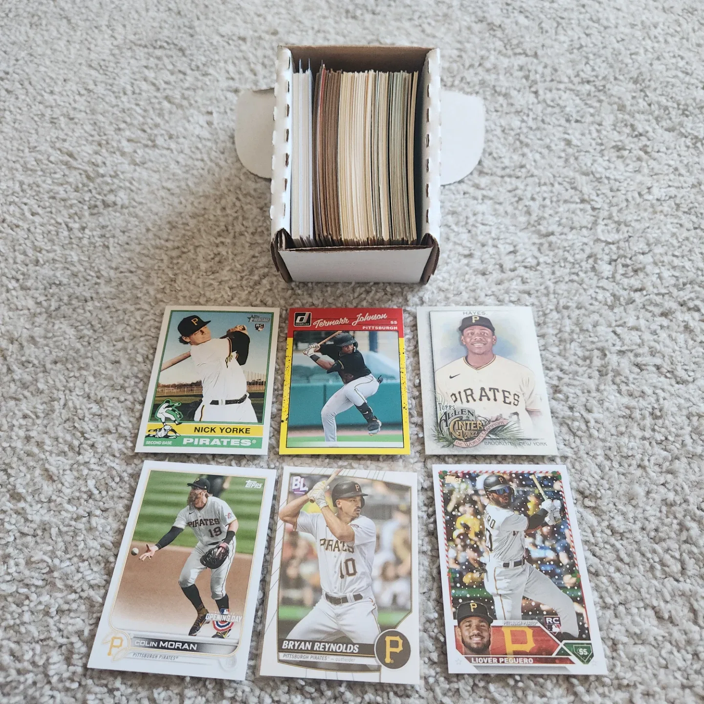 Pittsburgh Pirates, 100 Baseball Cards Team lot