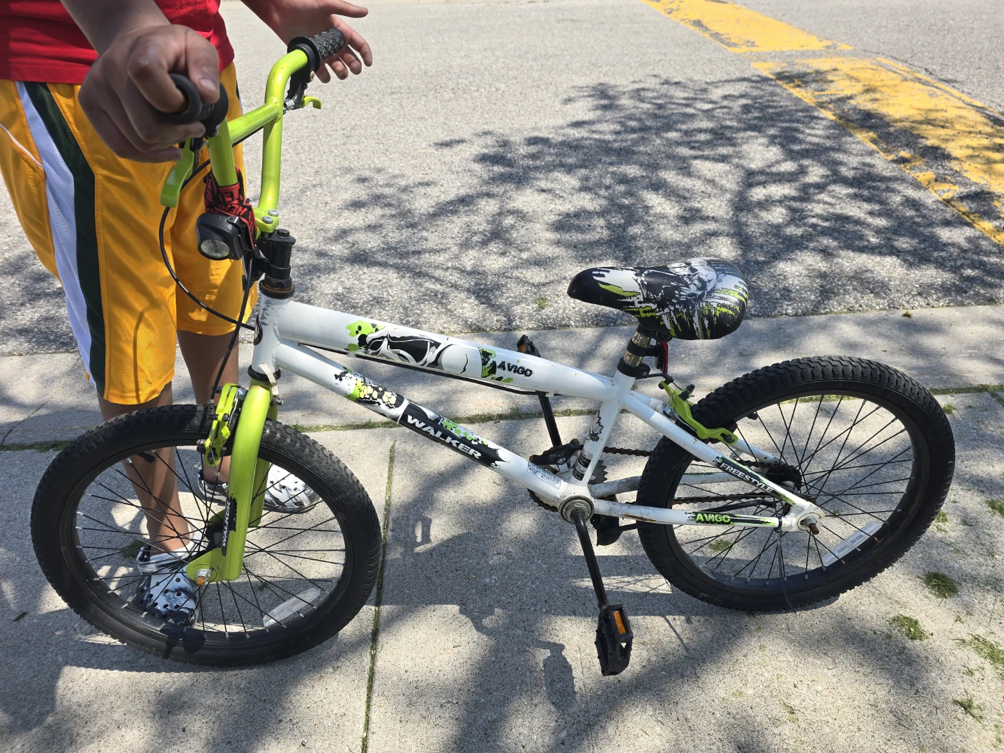 Avigo Walker Kids BMX Bike