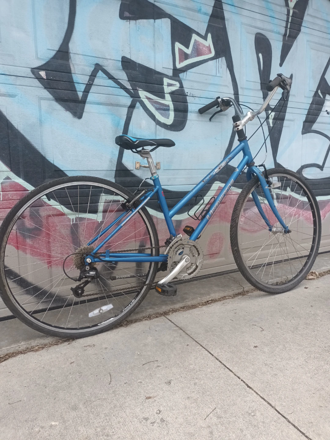 2 Small/Medium Frame Ladies Bike $165 Each - photo 3