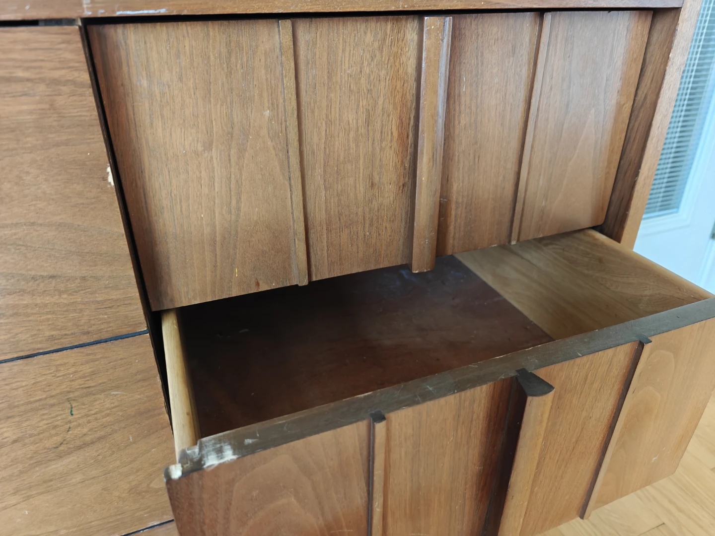 Mid-Century Modern Wood Dresser - photo 3