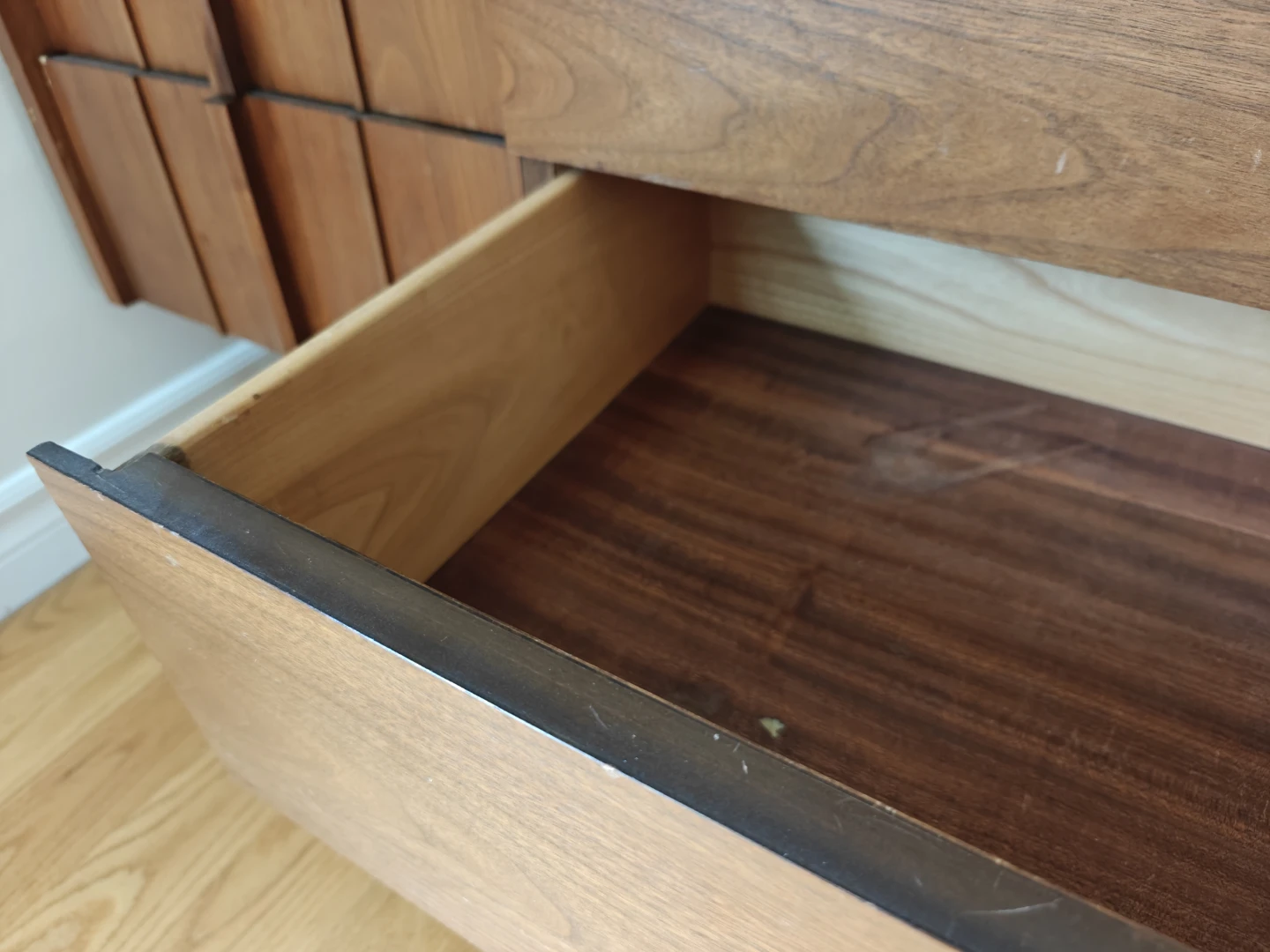 Mid-Century Modern Wood Dresser - photo 5