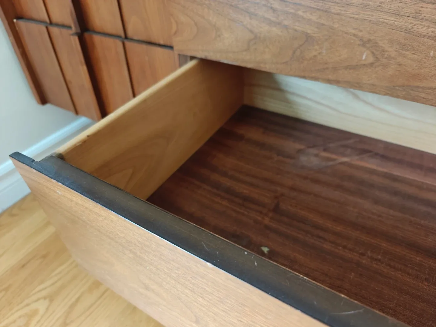 Mid-Century Modern Wood Dresser - photo 5