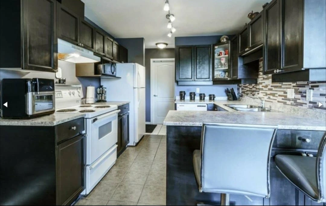1 bedroom bathroom condo maple ridge