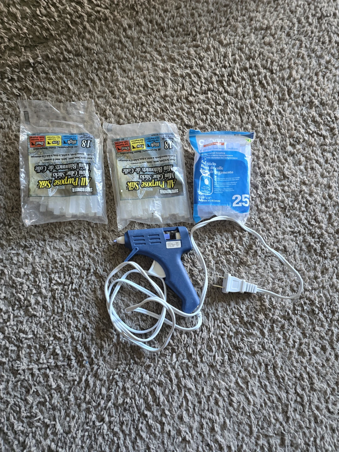 Glue Gun and glue sticks
