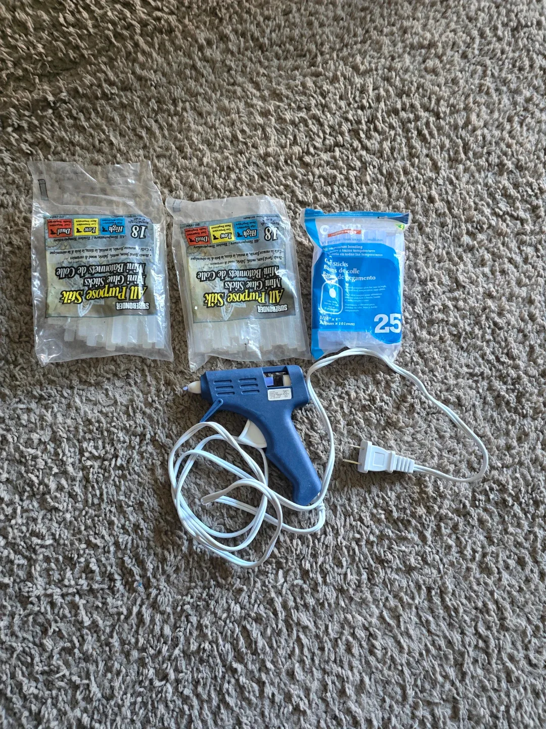 Glue Gun and glue sticks