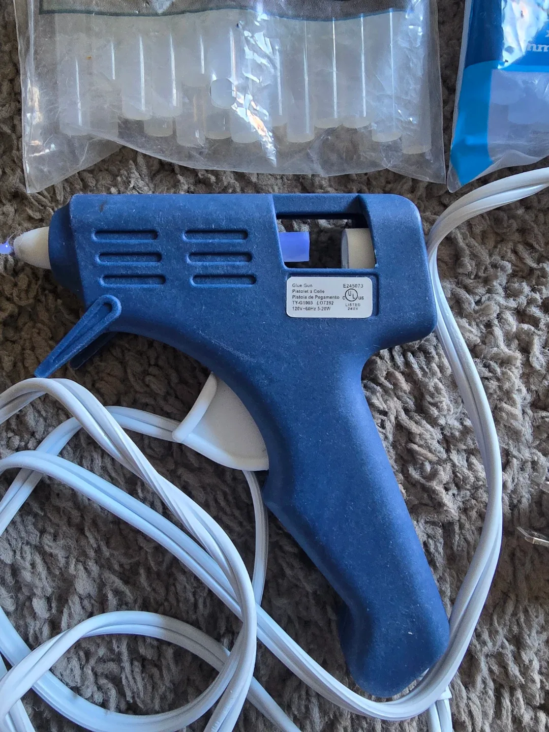 Glue Gun and glue sticks - photo 2
