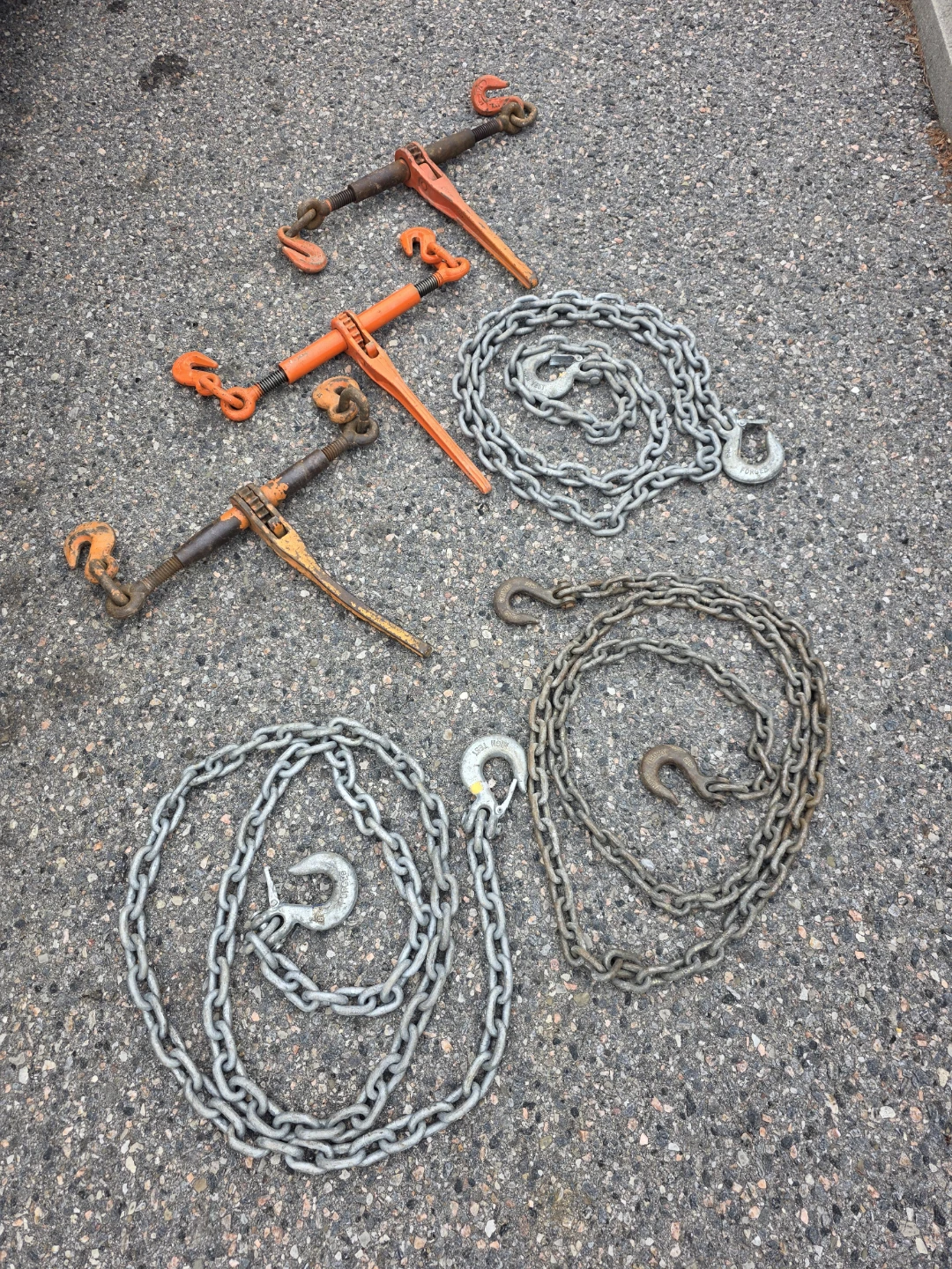 3 Ratchet Load Binders with Chains