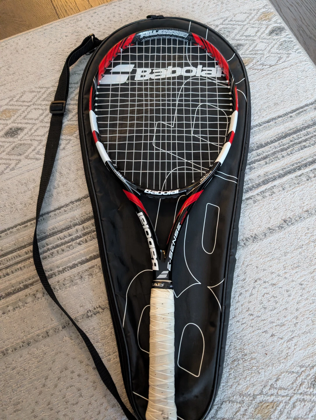 Babolat Full Graphite Tennis Racquet with Cover