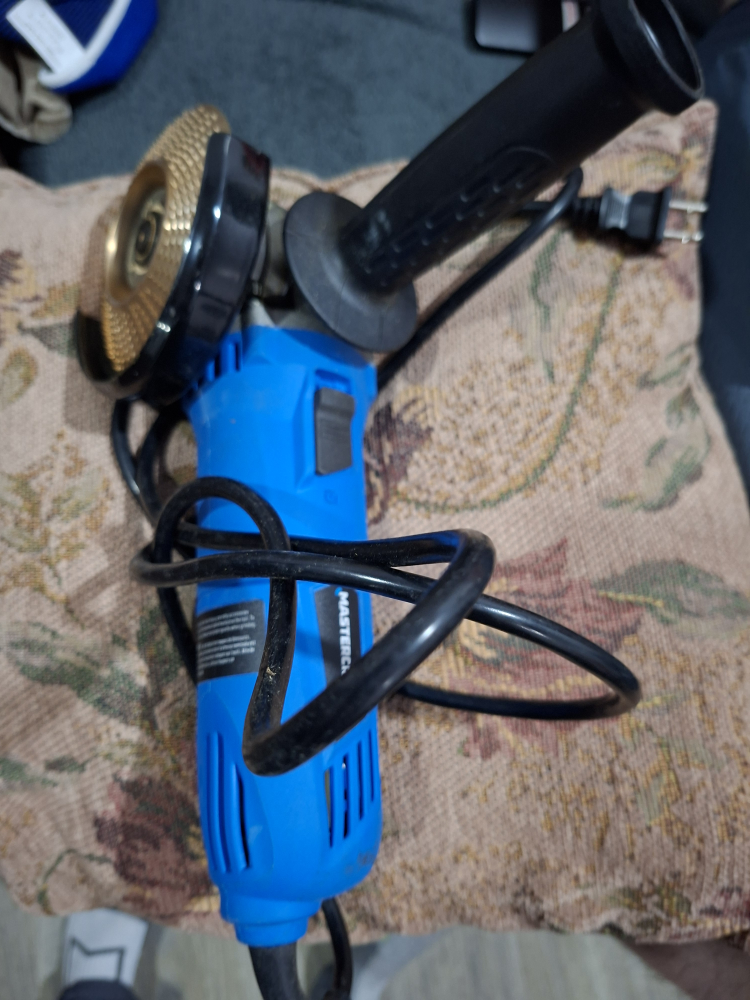 Mastercraft Angle Grinder with Disc