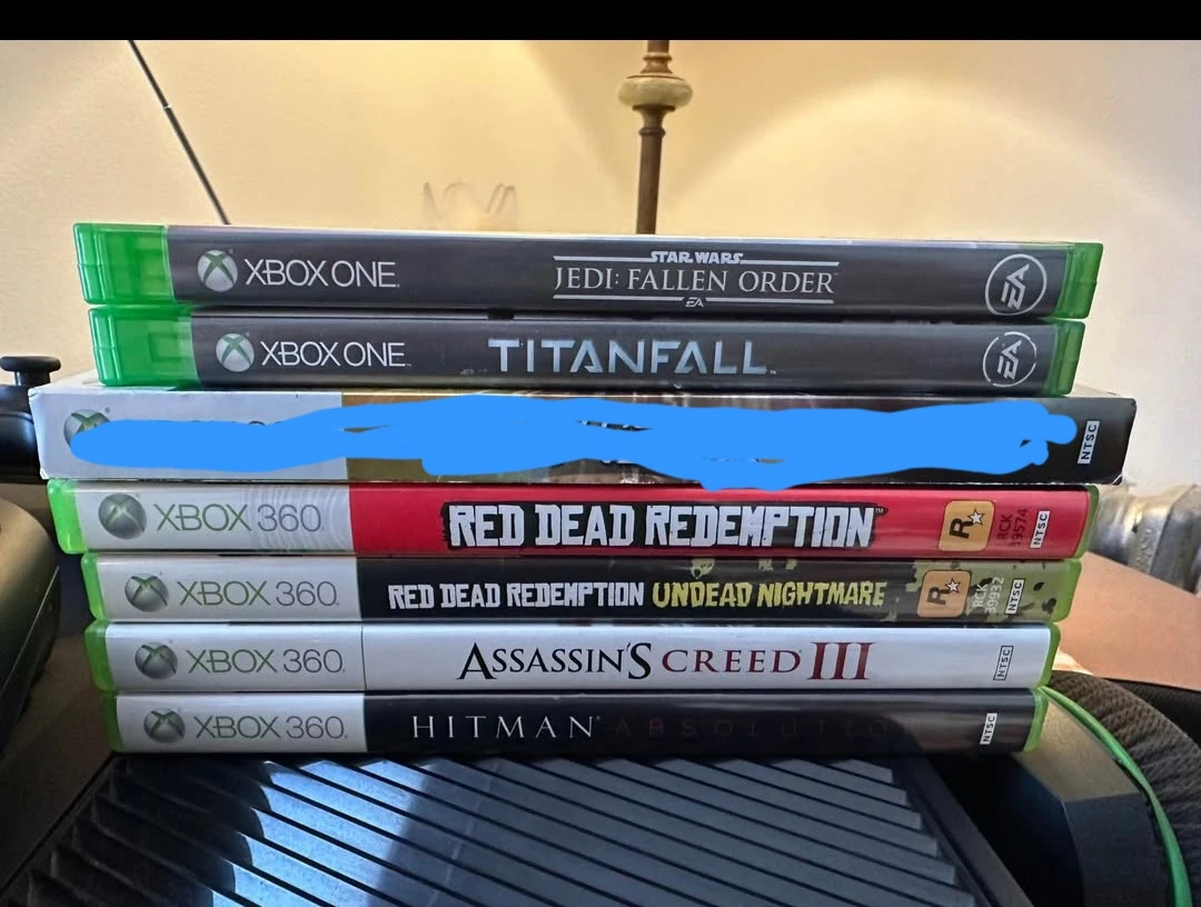 Xbox One Bundle with Games, Controllers, and Headset - photo 2