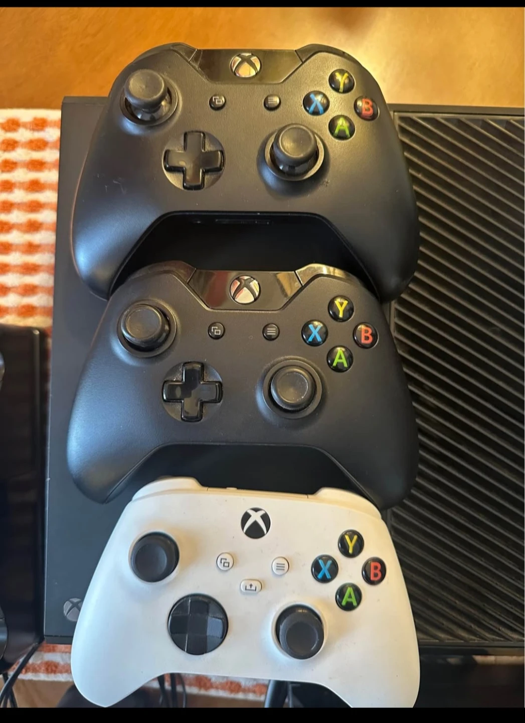 Xbox One Bundle with Games, Controllers, and Headset - photo 3