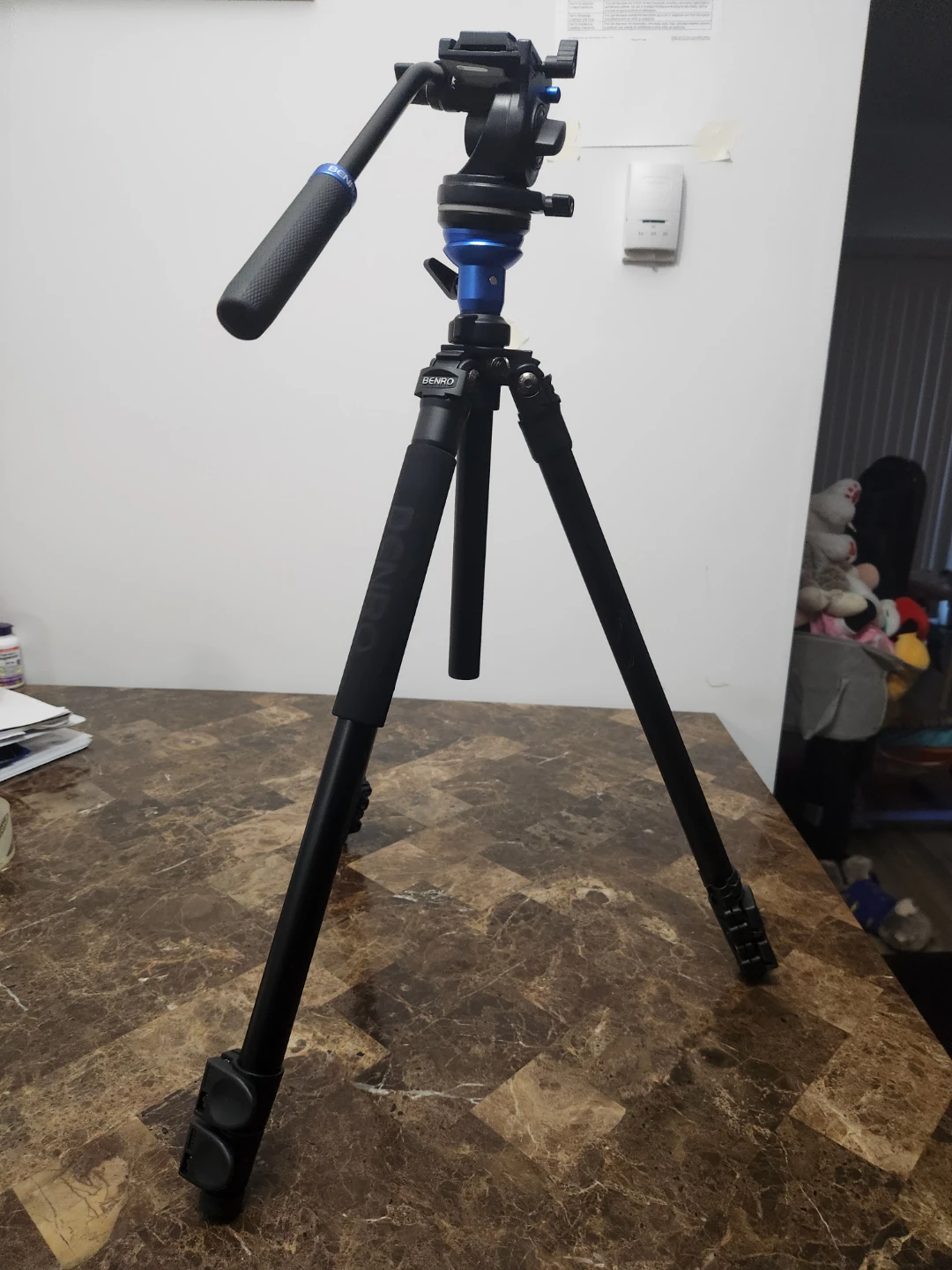 Tripods & tripod dolly