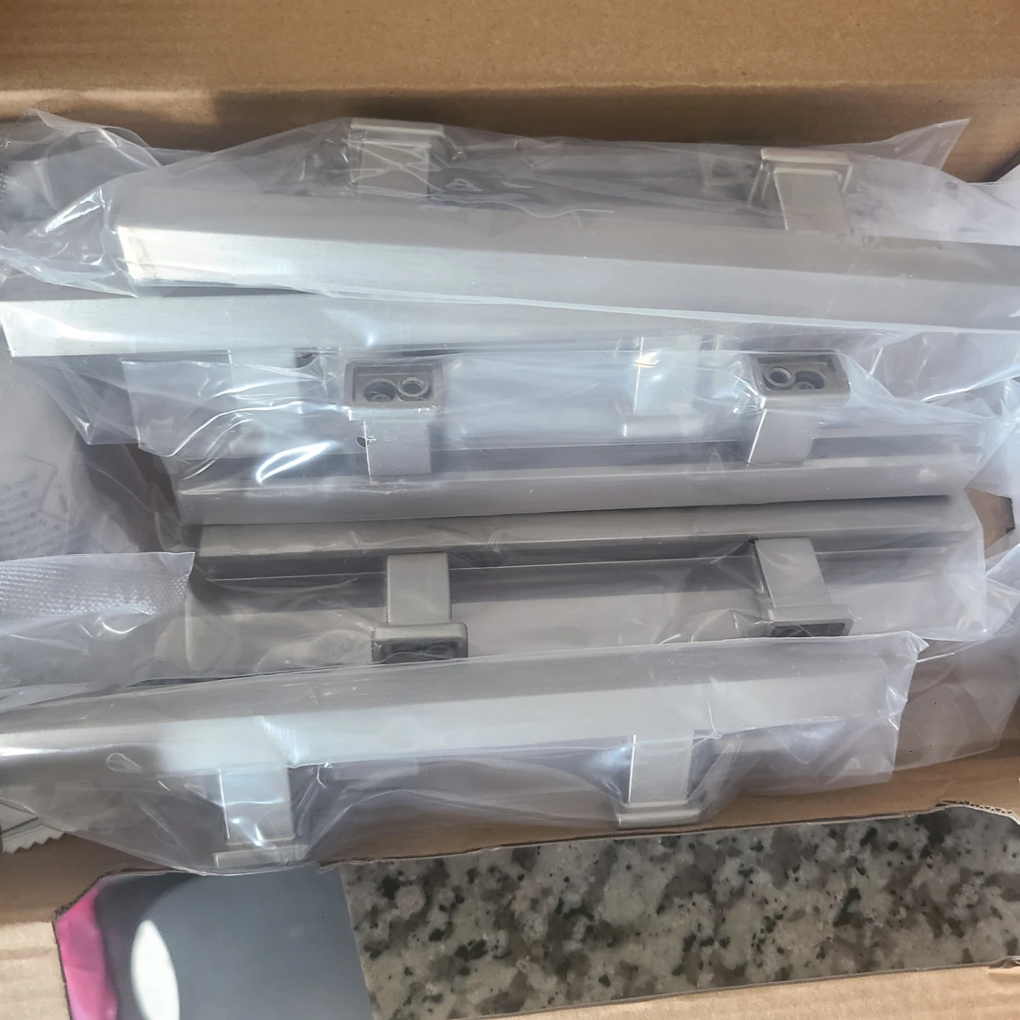 Richelieu Contemporary Cabinet and Drawer Handles (10 Pack) - photo 2