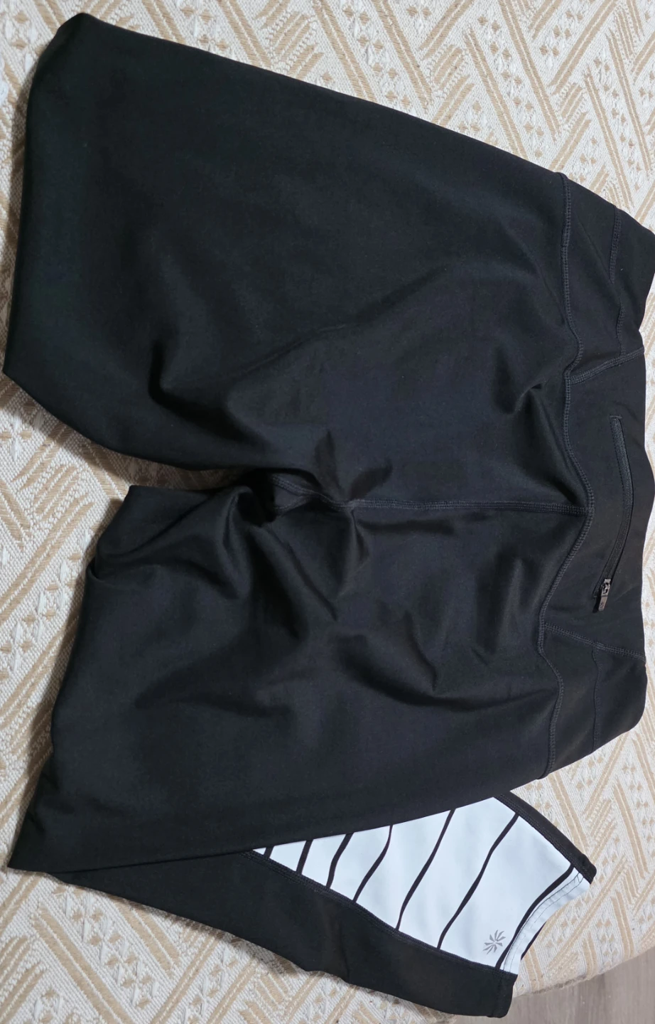 Athleta Black & White Striped leggins - photo 2