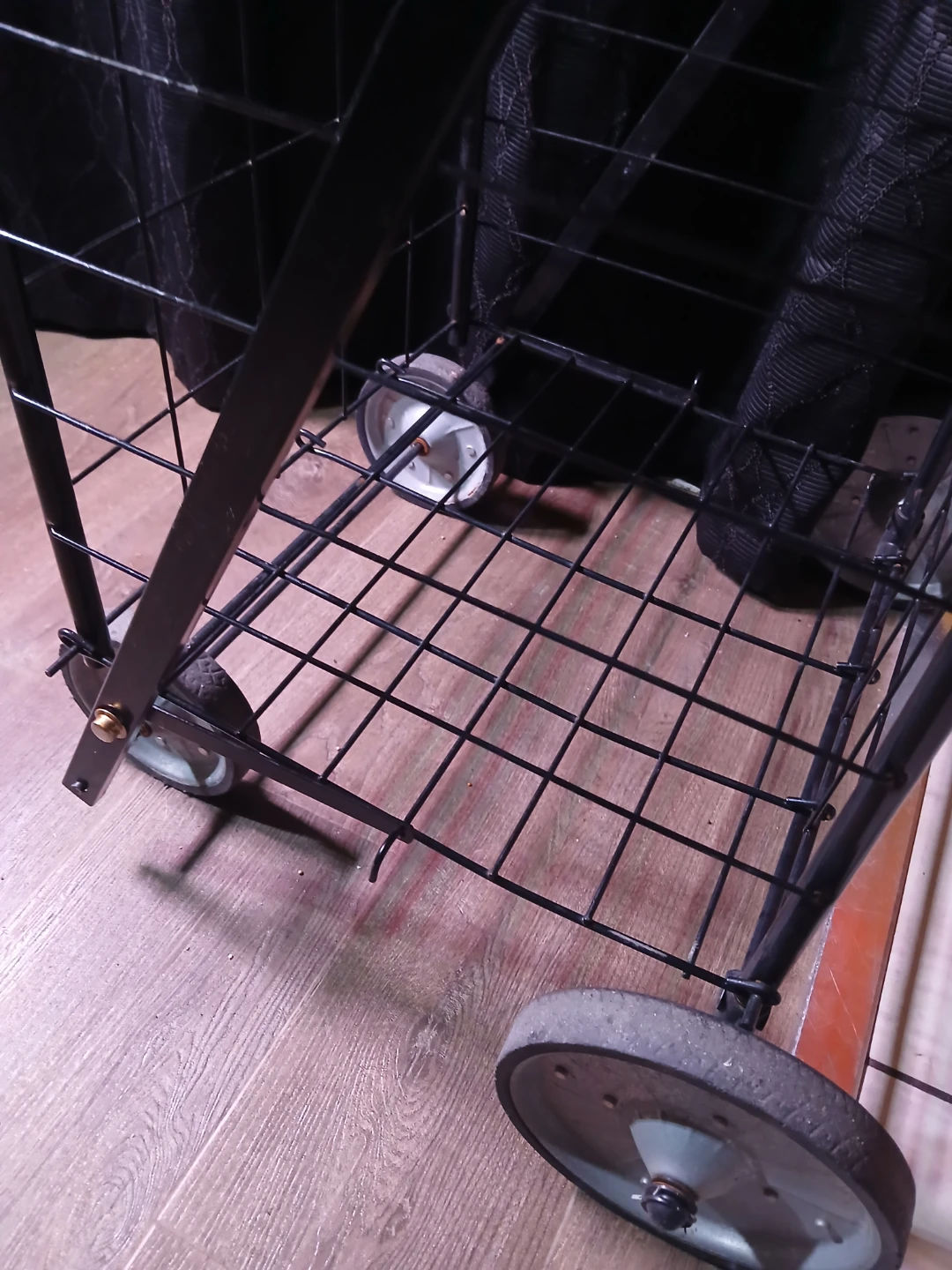 Black Wire Shopping Cart Large - photo 2
