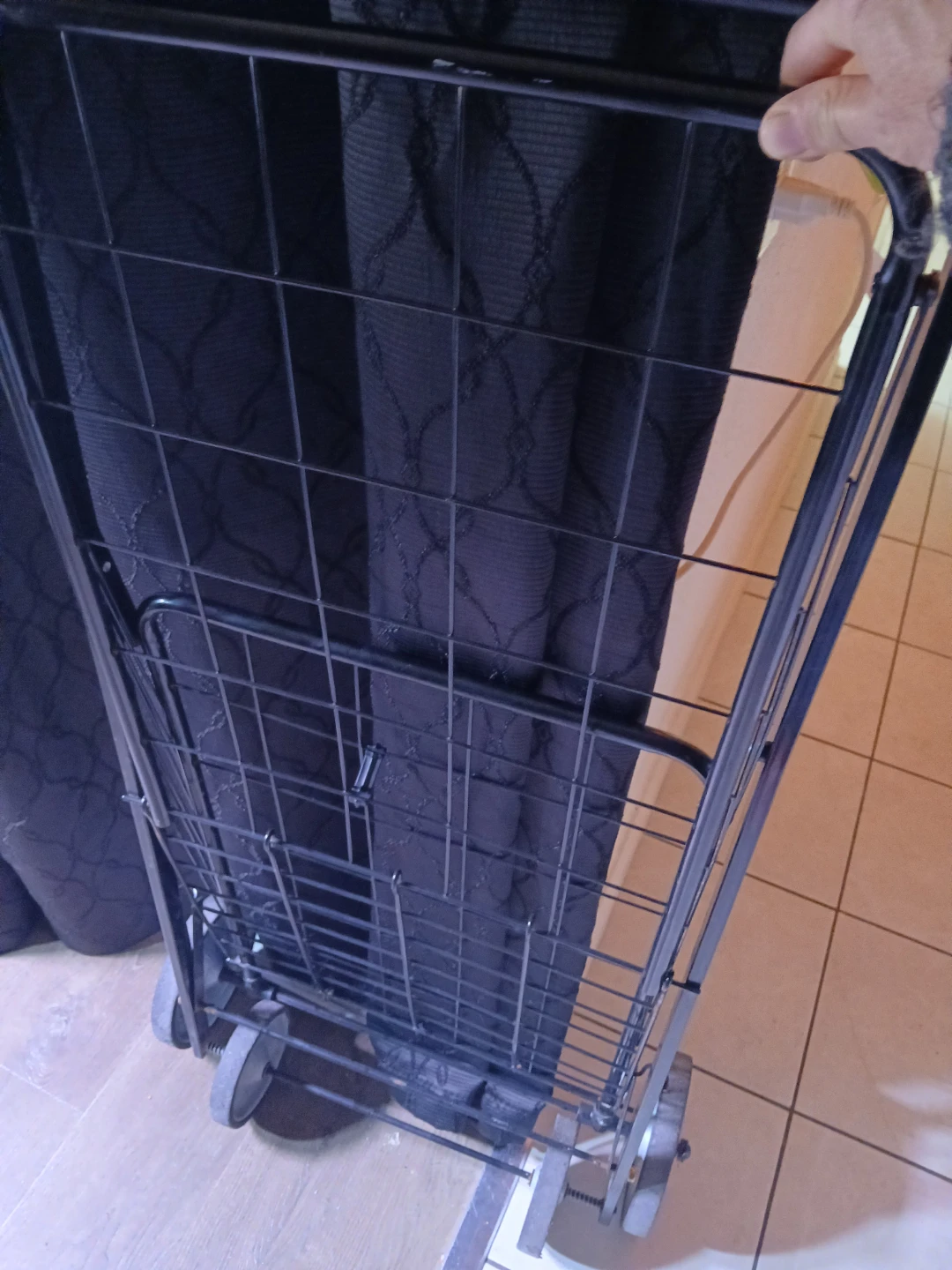 Black Wire Shopping Cart Large - photo 3
