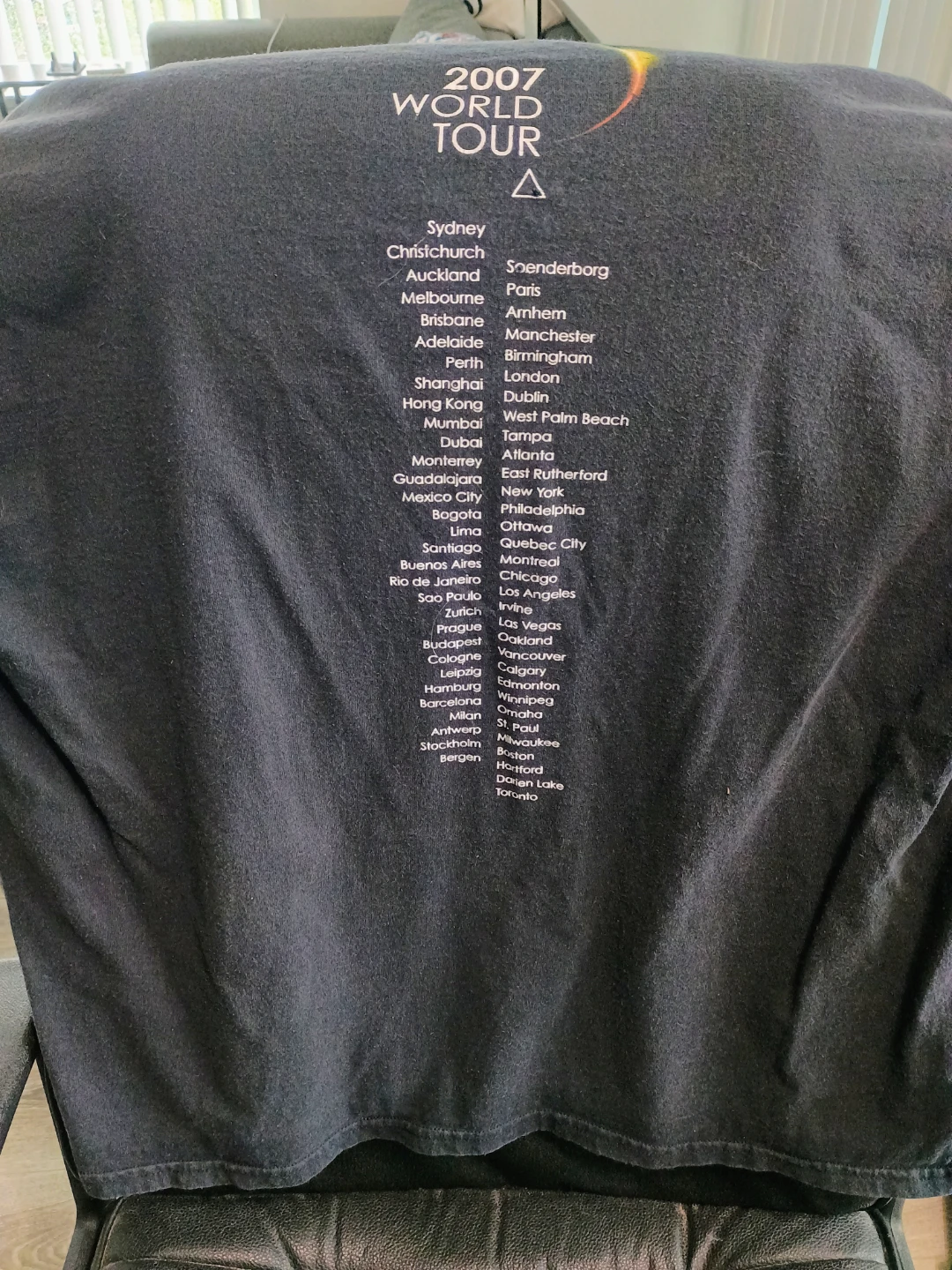Roger Waters The Dark Side of the Moon 2007 World Tour T-Shirt - photo 2