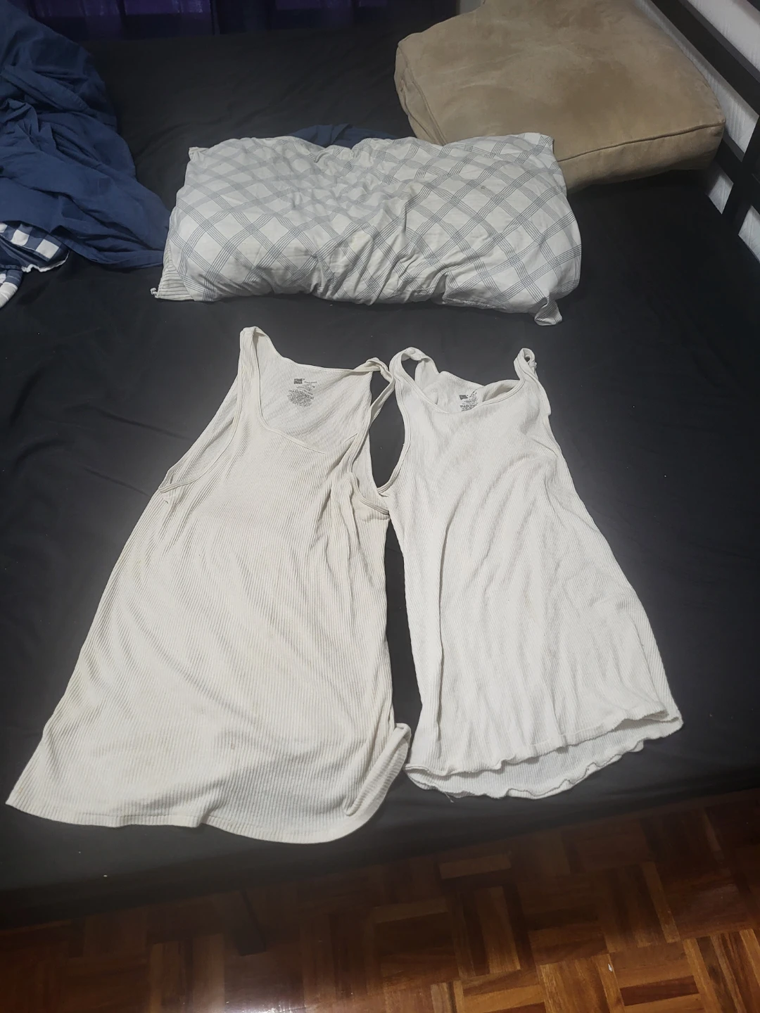Hanes mem tank top
