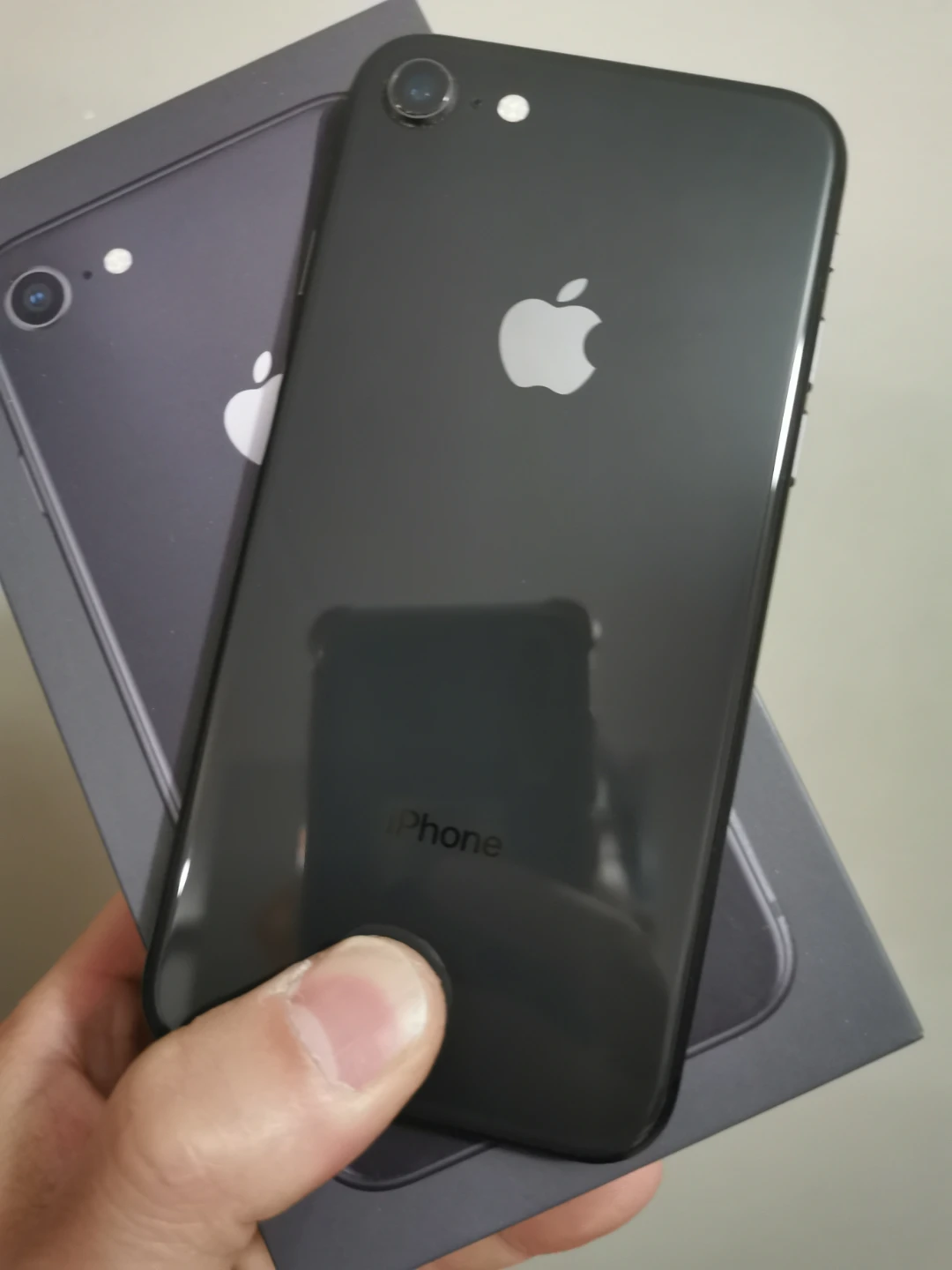 iPhone 8 64G Black Unlocked/91% battery health - photo 2
