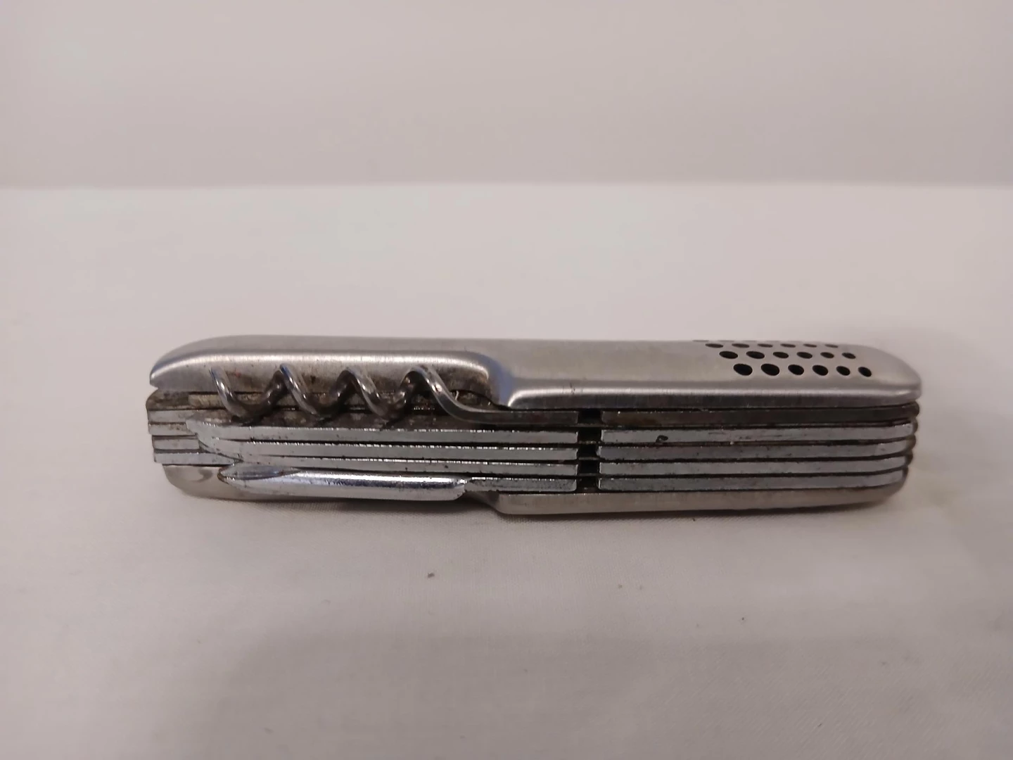 2 Swiss Army Style Multi-tool Pocket Knives. $12 EACH. - photo 4